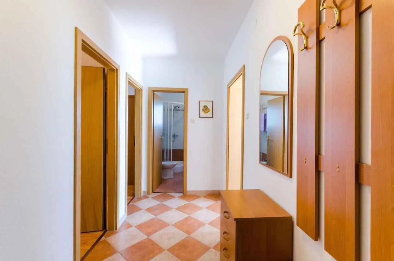 Two-Bedroom Apartment Crikvenica 5 Dramalj