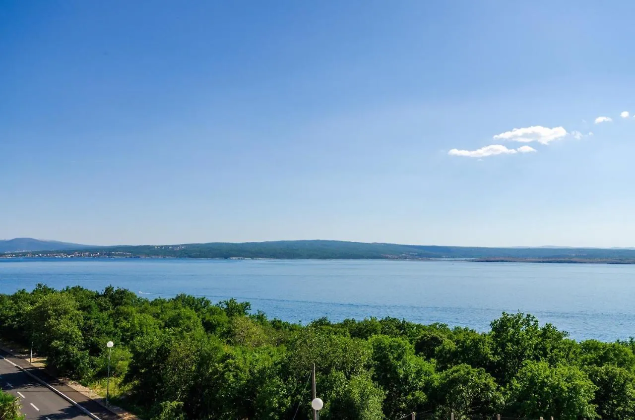 Two-Bedroom Apartment Crikvenica 5 Dramalj